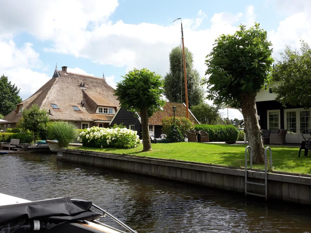 D'Oude Herbergh, Vakantiehuizen Aan Het Water Terherne Exterior photo