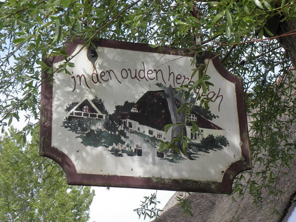 D'Oude Herbergh, Vakantiehuizen Aan Het Water Terherne Exterior photo