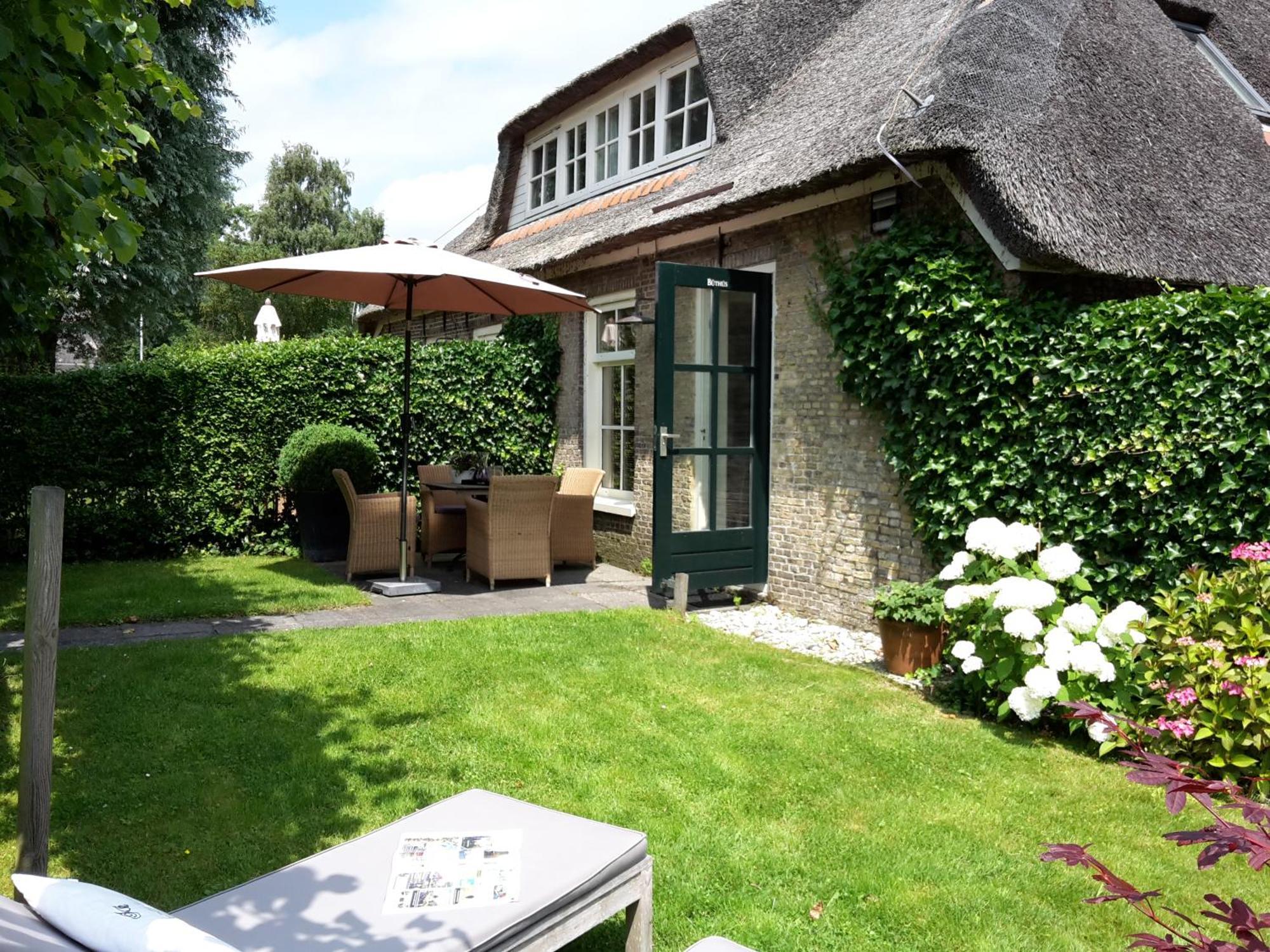D'Oude Herbergh, Vakantiehuizen Aan Het Water Terherne Exterior photo