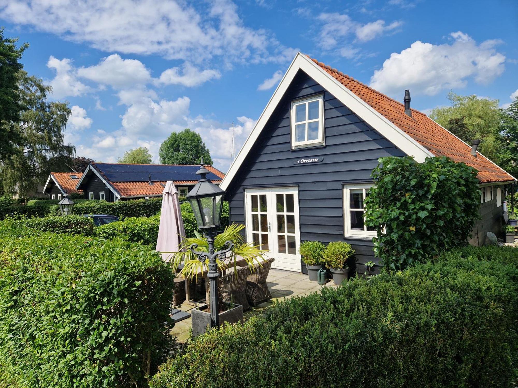 D'Oude Herbergh, Vakantiehuizen Aan Het Water Terherne Exterior photo